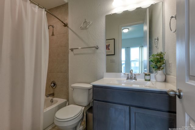 107 Cheslyn, Boerne, TX 78006