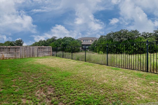 107 Cheslyn, Boerne, TX 78006