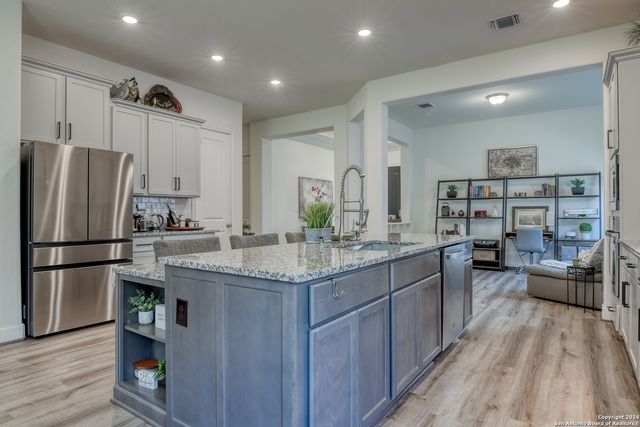 107 Cheslyn, Boerne, TX 78006