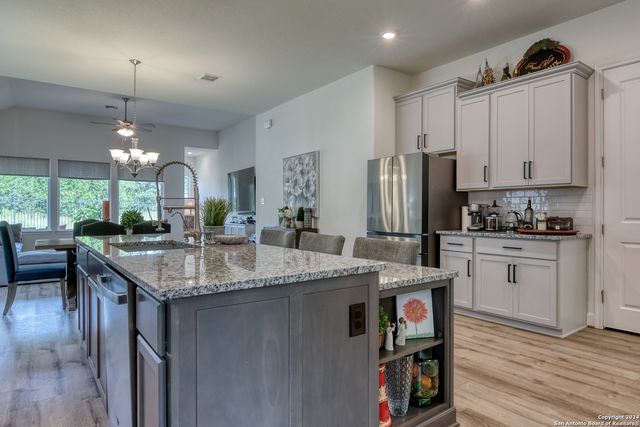 107 Cheslyn, Boerne, TX 78006
