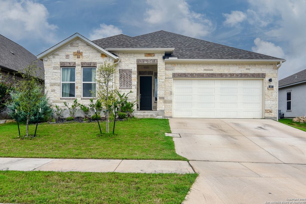 107 Cheslyn, Boerne, TX 78006