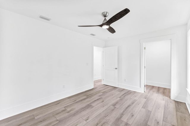 70 Oakley Court, Santa Rosa Beach, FL 32459