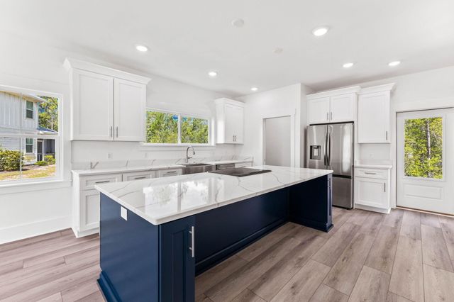 70 Oakley Court, Santa Rosa Beach, FL 32459
