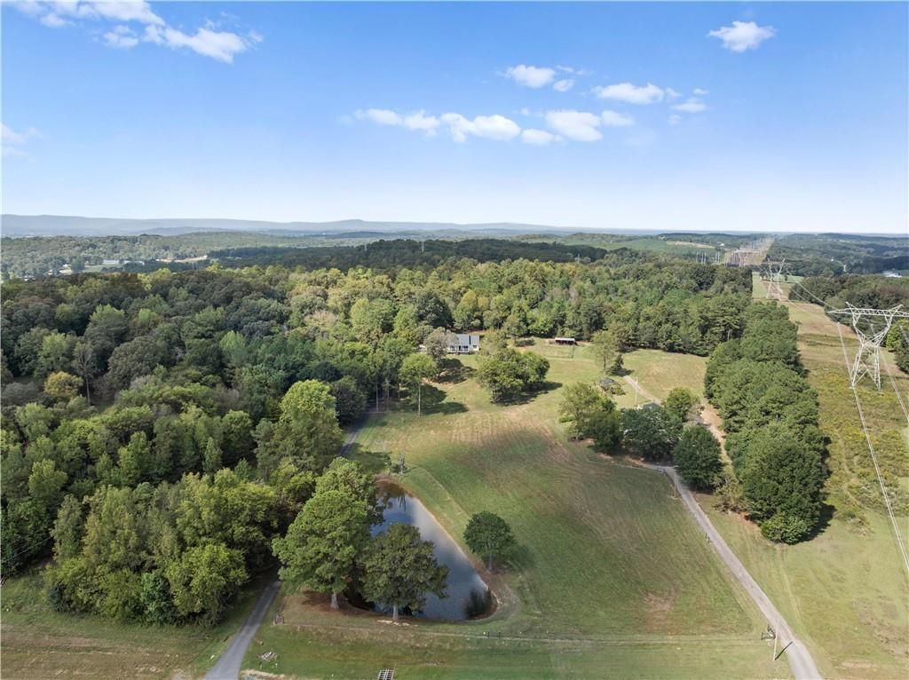 5654 Fairmount SE Highway, Calhoun, GA 30701