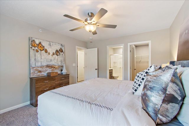 4728 Bentwood Hills Drive, 6-300, Wilder, KY 41071