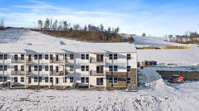 4728 Bentwood Hills Drive, 6-300, Wilder, KY 41071