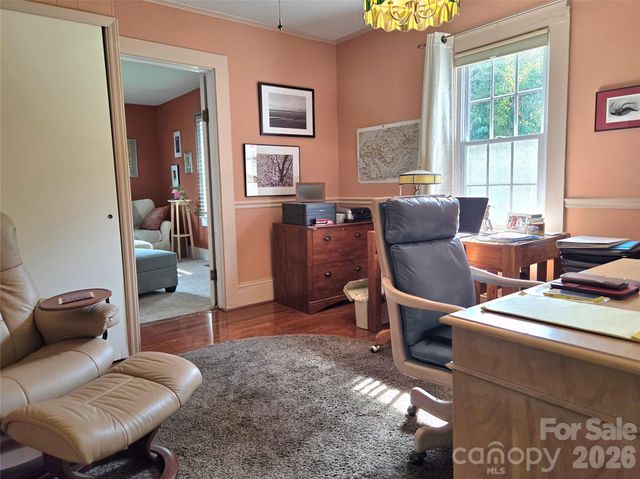 201 Stafford Street, Black Mountain, NC 28711