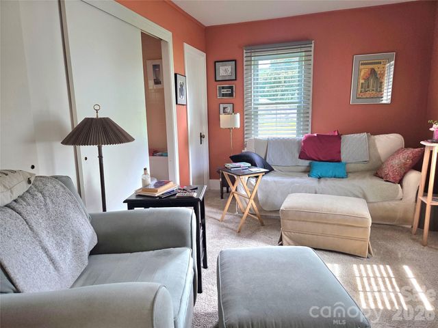 201 Stafford Street, Black Mountain, NC 28711