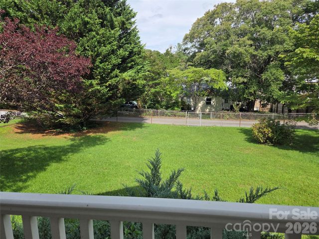 201 Stafford Street, Black Mountain, NC 28711