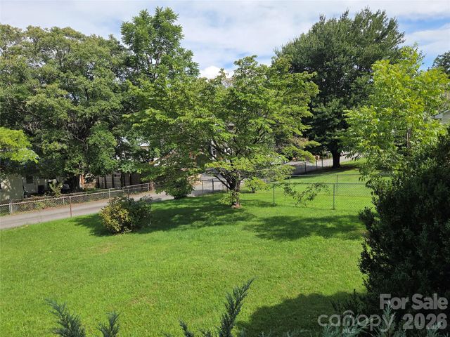 201 Stafford Street, Black Mountain, NC 28711