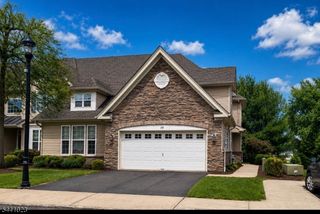 14 Fehervari Ct, Franklin Twp., NJ 08873