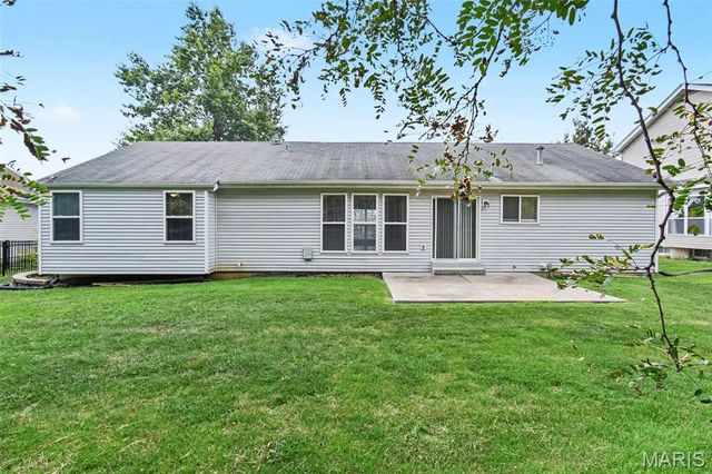 217 Royallsprings Parkway, O'fallon, MO 63368