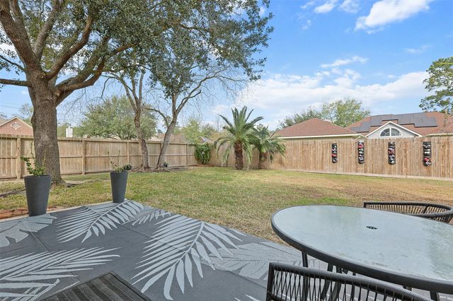 7530 Nicholforest Lane, Spring, TX 77389