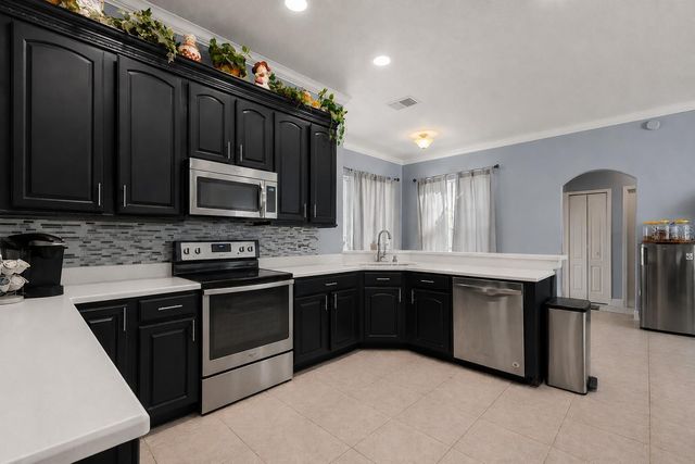 631 WATERLAND COURT, Orlando, FL 32828