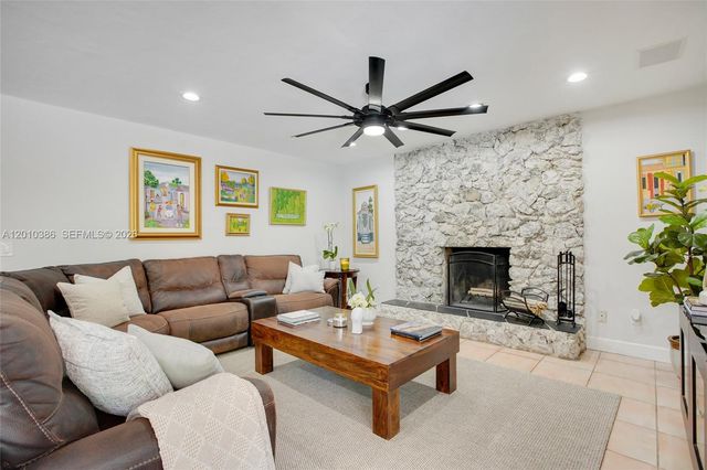 7175 SW 117th Terrace, Pinecrest, FL 33156