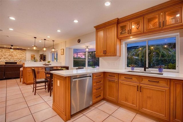 7175 SW 117th Terrace, Pinecrest, FL 33156
