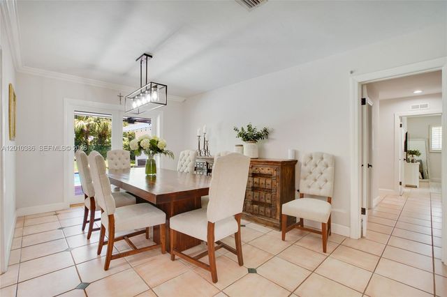7175 SW 117th Terrace, Pinecrest, FL 33156