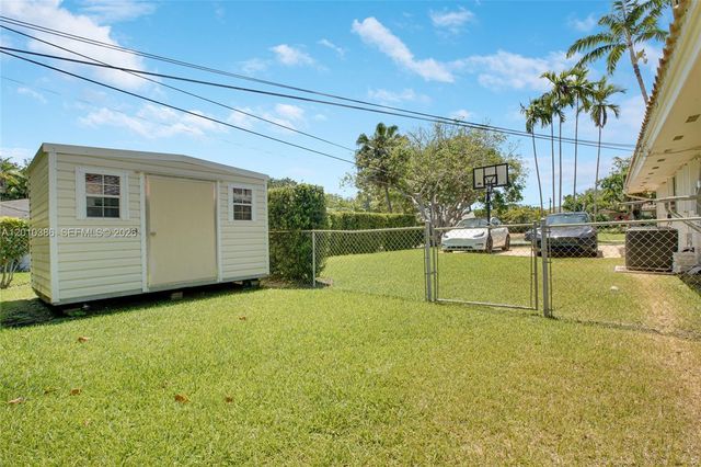 7175 SW 117th Terrace, Pinecrest, FL 33156