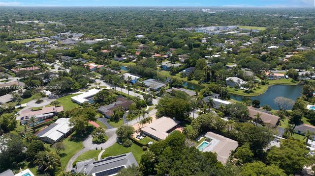7175 SW 117th Terrace, Pinecrest, FL 33156