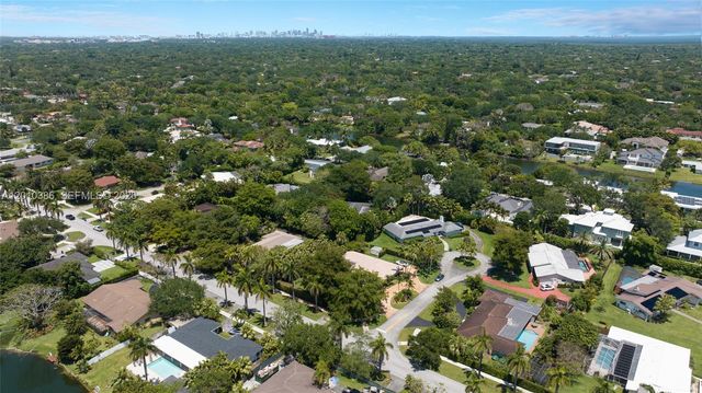 7175 SW 117th Terrace, Pinecrest, FL 33156