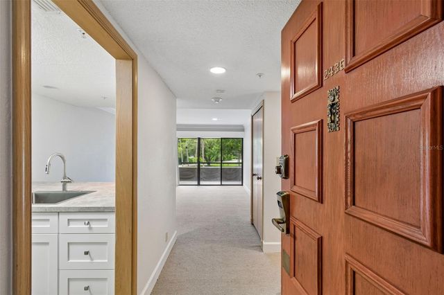 36750 US HIGHWAY 19 N 11206, Palm Harbor, FL 34684