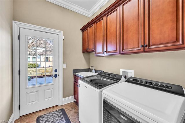 6803 River Farm Drive, Oak Ridge, NC 27310