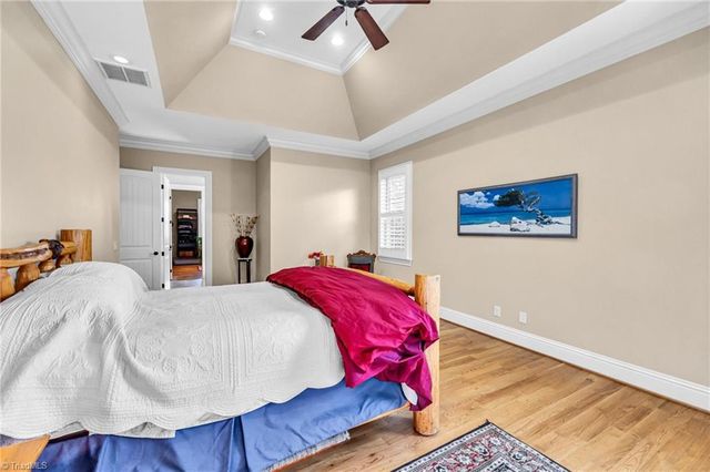 6803 River Farm Drive, Oak Ridge, NC 27310