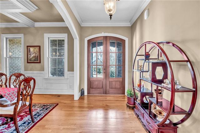 6803 River Farm Drive, Oak Ridge, NC 27310
