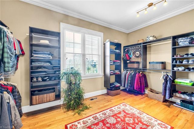 6803 River Farm Drive, Oak Ridge, NC 27310