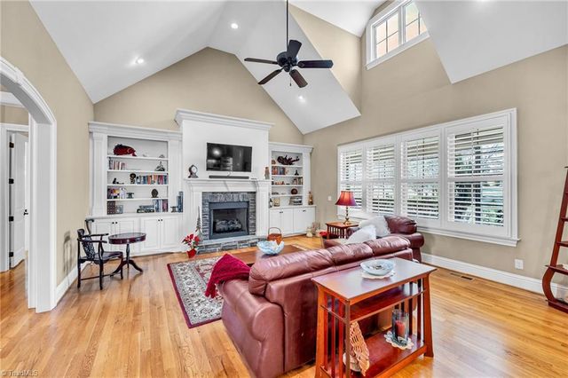 6803 River Farm Drive, Oak Ridge, NC 27310