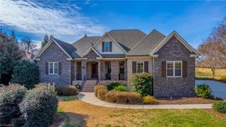 6803 River Farm Drive, Oak Ridge, NC 27310