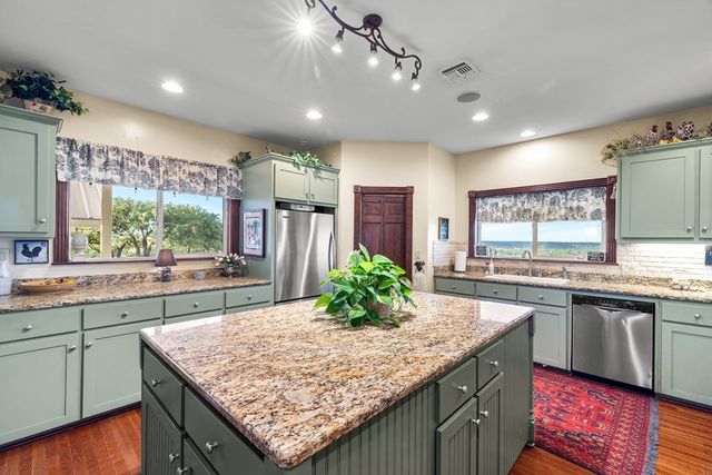 247 Huntleigh Rd, Hunt, TX 78024