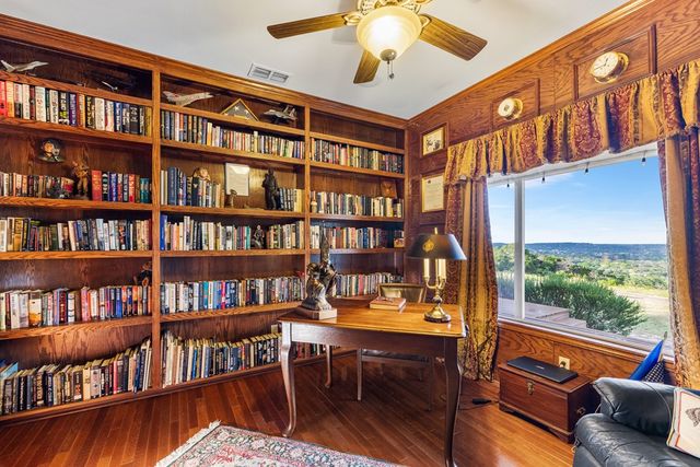 247 Huntleigh Rd, Hunt, TX 78024