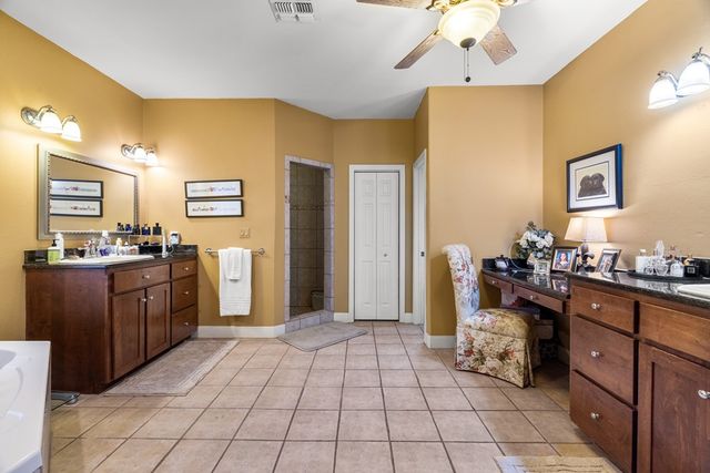 247 Huntleigh Rd, Hunt, TX 78024