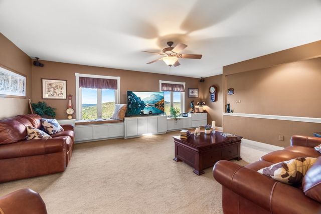 247 Huntleigh Rd, Hunt, TX 78024
