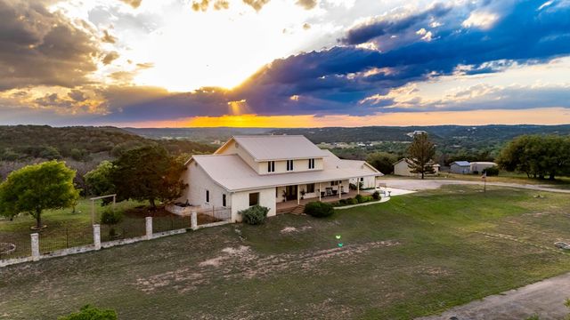 247 Huntleigh Rd, Hunt, TX 78024