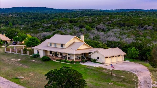 247 Huntleigh Rd, Hunt, TX 78024