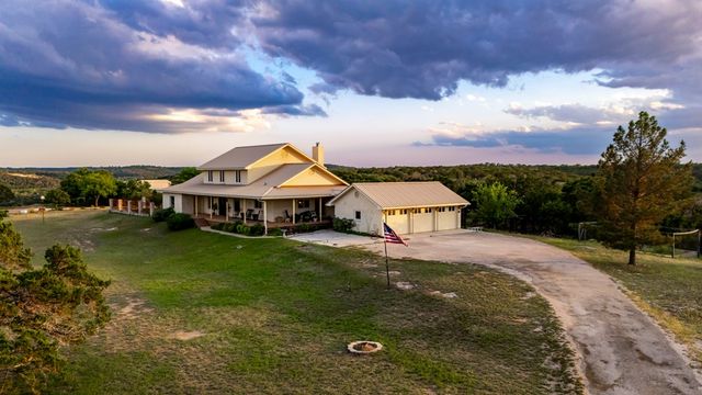 247 Huntleigh Rd, Hunt, TX 78024
