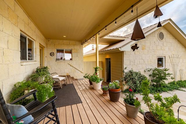 247 Huntleigh Rd, Hunt, TX 78024