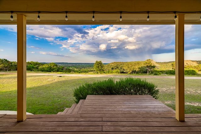 247 Huntleigh Rd, Hunt, TX 78024