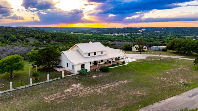 247 Huntleigh Rd, Hunt, TX 78024