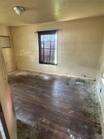 411 Trichelle Street, Pasadena, TX 77506