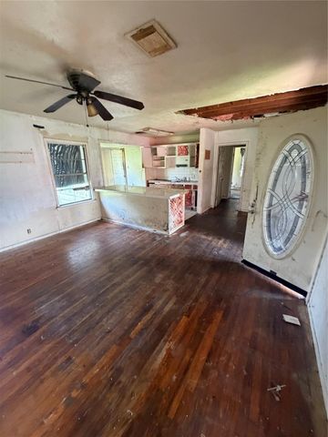 411 Trichelle Street, Pasadena, TX 77506