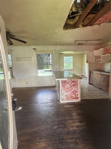 411 Trichelle Street, Pasadena, TX 77506