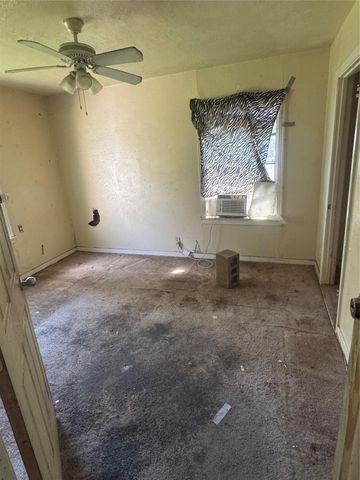 411 Trichelle Street, Pasadena, TX 77506