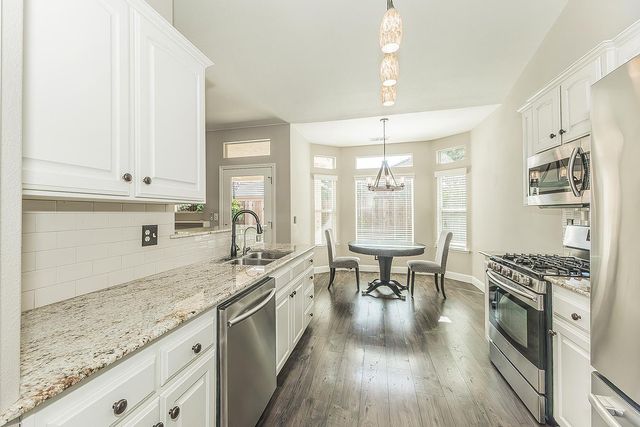 1055 E Hogan Avenue, Fresno, CA 93730