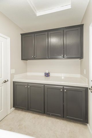 1055 E Hogan Avenue, Fresno, CA 93730