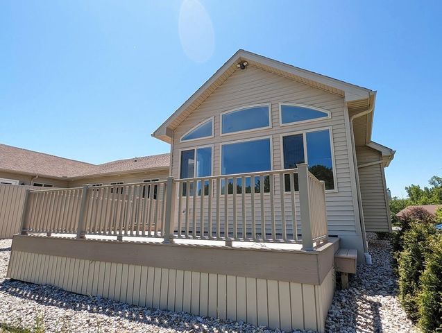 5975 Faith Boulevard, Bay City, MI 48706