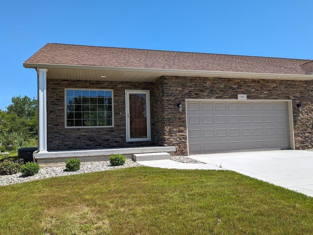 5975 Faith Boulevard, Bay City, MI 48706