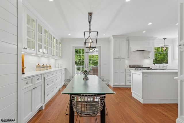 12 Candlewood Dr, Madison Boro, NJ 07940